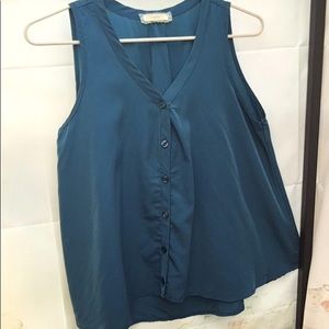 Soprano from Nordstrom Big Girl’s Sleeveless Loose A-line Fit Button Down Blouse